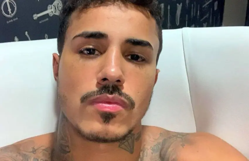 LIVINHO MORREU? MC Livinho posta vídeo pedindo socorro no Instagram e preocupa fãs