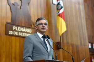 Deputado Viana destinou recursos para a saúde de Pelotas
