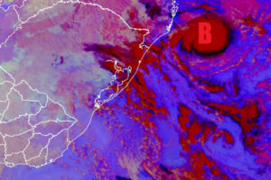 Ciclone Yakecan se afasta do Rio Grande do Sul