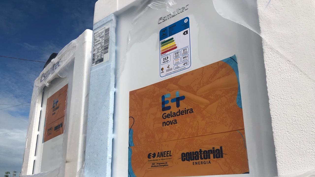 CEEE Equatorial sorteia geladeiras novas em Camaquã