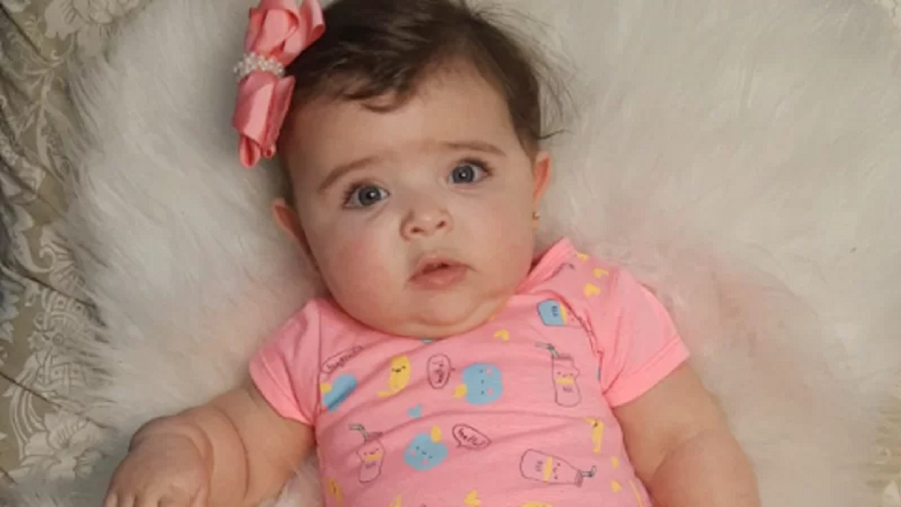 Família de bebê de oito meses precisa de ajuda para custear tratamento