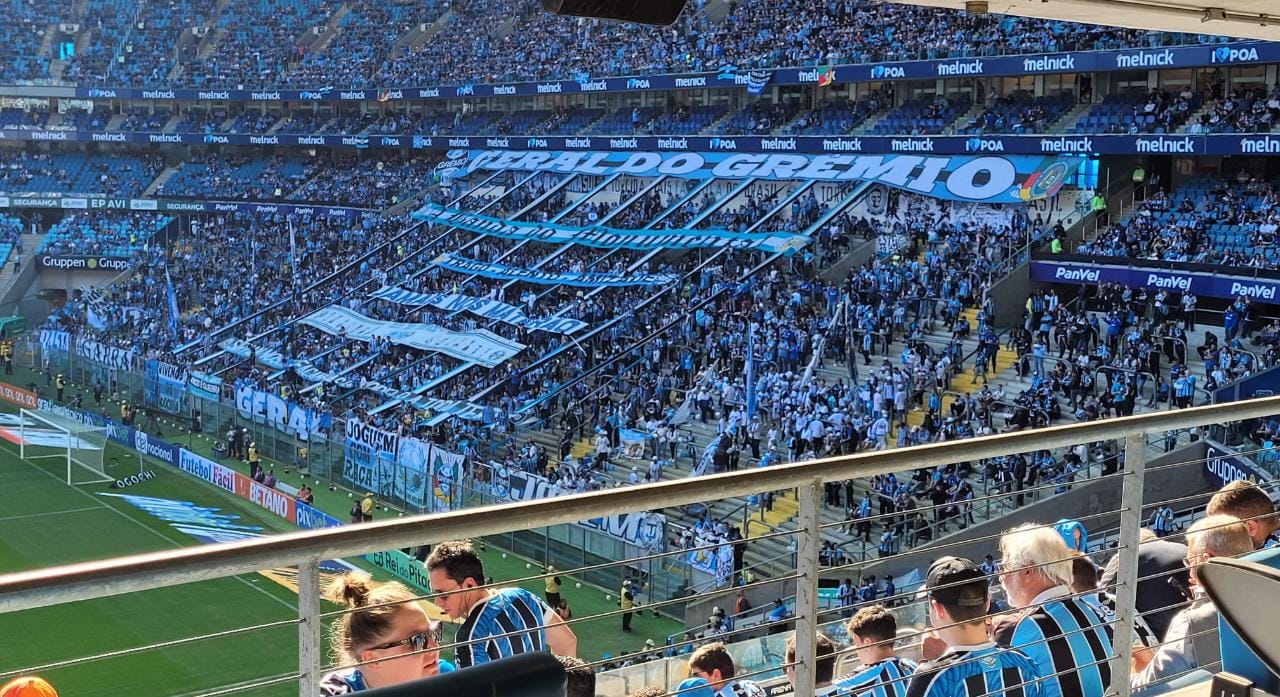 Justiça pune quatro organizadas e interdita arquibancada norte da Arena do Grêmio