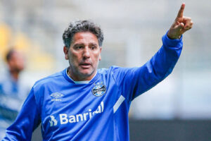Roger deixa o comando do Grêmio, que será assumido por Renato Portaluppi