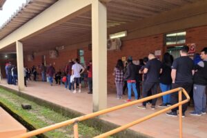 Camaquã tem domingo de Eleição marcado por filas para votação e trocas de urna (4)