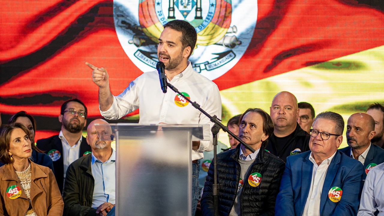 Eduardo Leite anuncia neutralidade no segundo turno da eleição presidencial