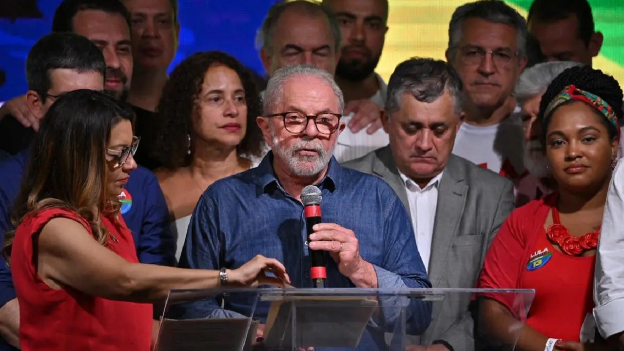 Lula faz primeiro prununciamento após Eleição