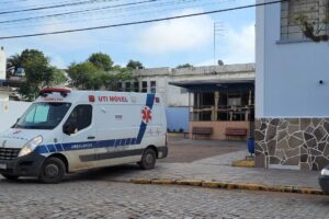 Bolsonaro veta regulamentação da profissão de condutor de ambulância