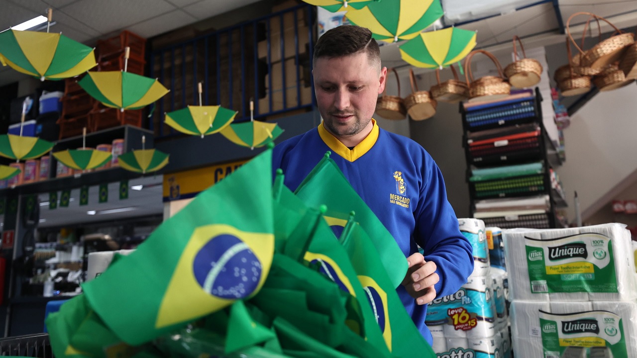 Fecomércio/RS e Sindilojas Costa Doce divulgam orientação para dias de jogos do Brasil na Copa do Mundo