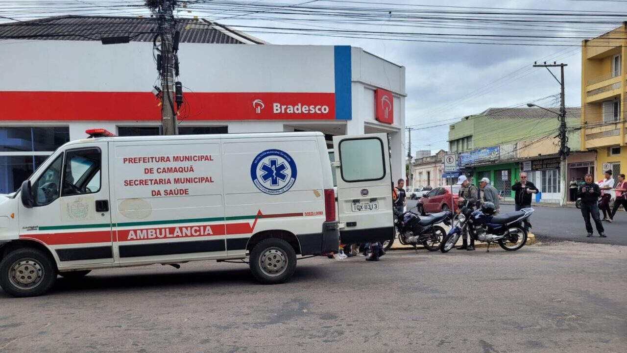 Acidente deixa dois motociclistas feridos no Centro de Camaquã