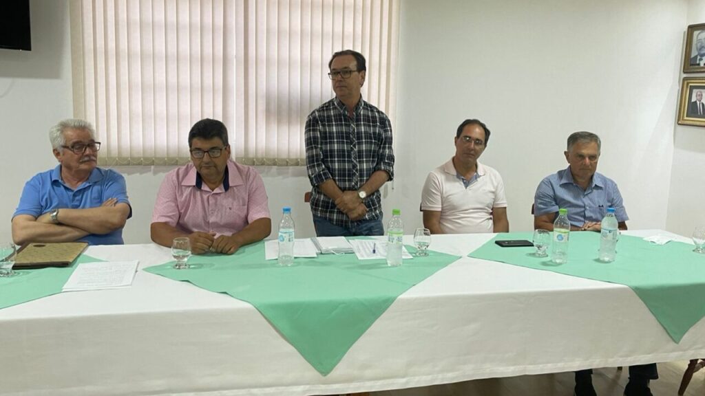 João Francisco de Souza Aguiar é eleito novo presidente da APAE Camaquã